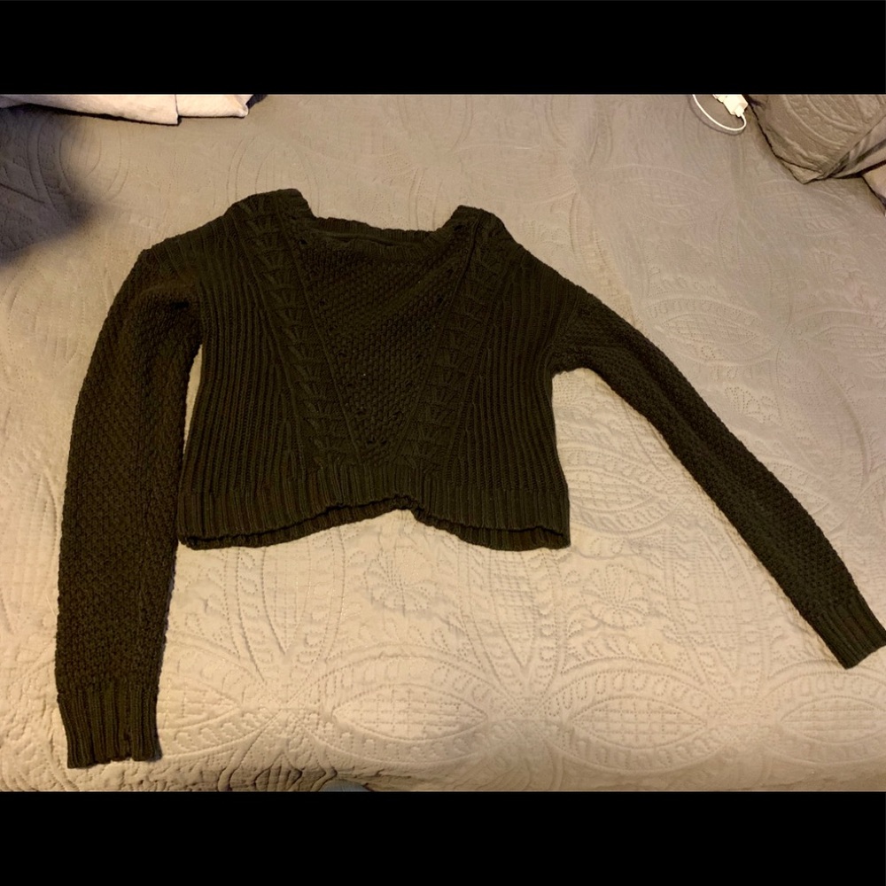 Black crop knit sweater